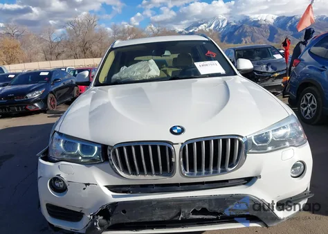 2016 BMW X3 xDrive28I из США, поврежденный, VIN 5UXWX9C52G0D86451